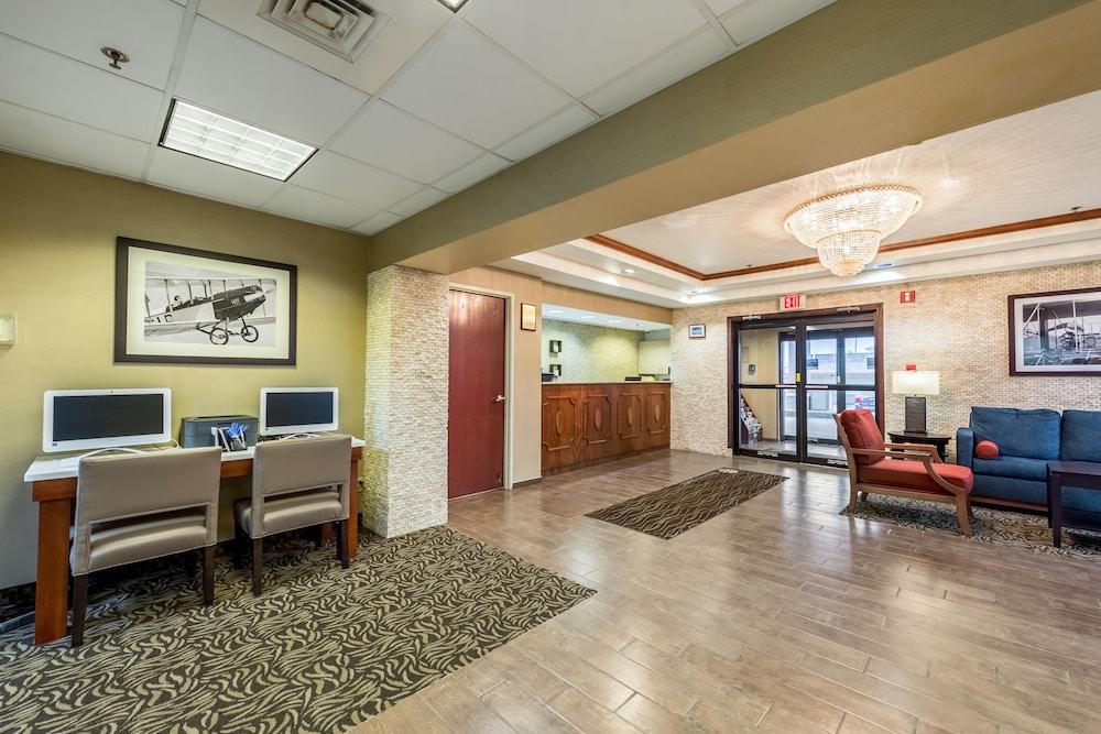 Comfort Inn & Suites Dayton Englewood Eksteriør bilde